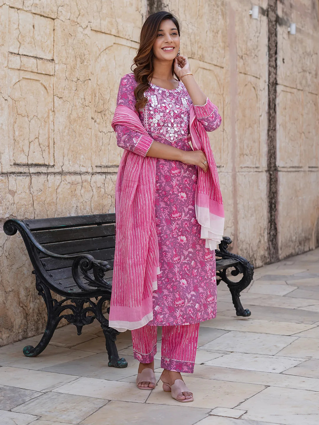 Jaitpuriya Women Pink Floral Straight Kurta Pant and Dupatta Set