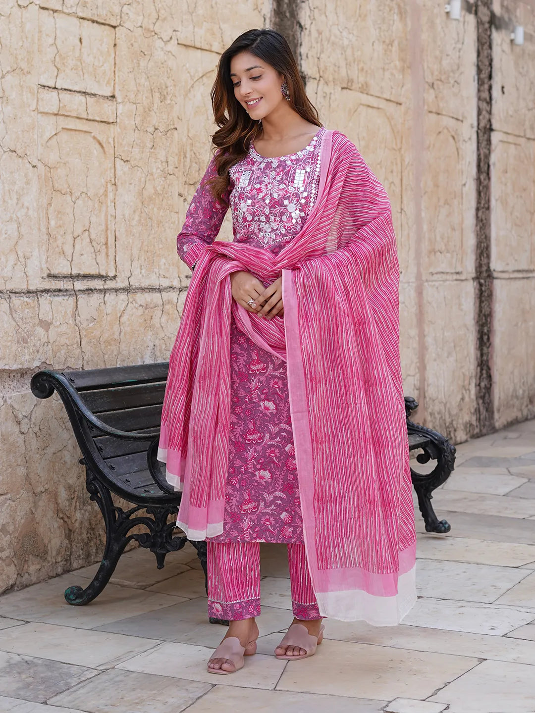 Jaitpuriya Women Pink Floral Straight Kurta Pant and Dupatta Set