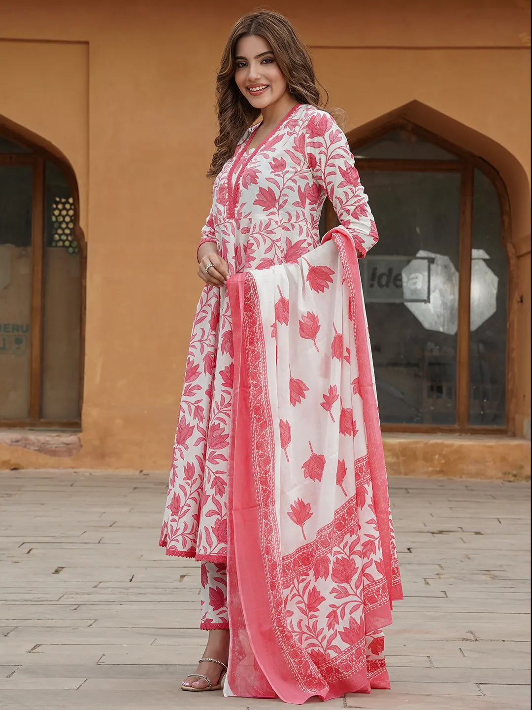 Jaitpuriya Women Red Floral Anarkali Kurta Pant and Dupatta Set