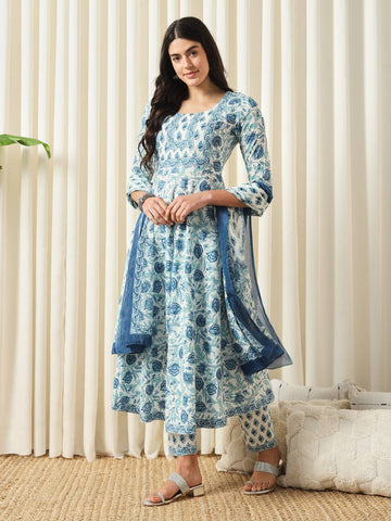 Blue printed Kurta with Trousers with dupatta