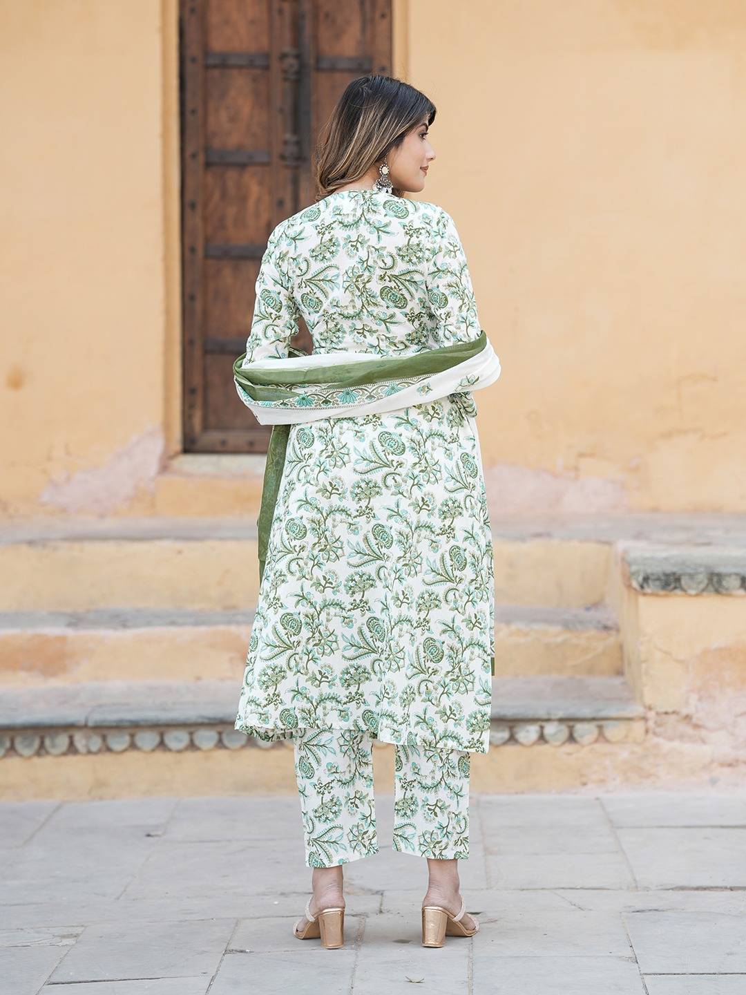 Jaitpuriya Women Green And White Angrakha Kurta Pant Dupatta Set