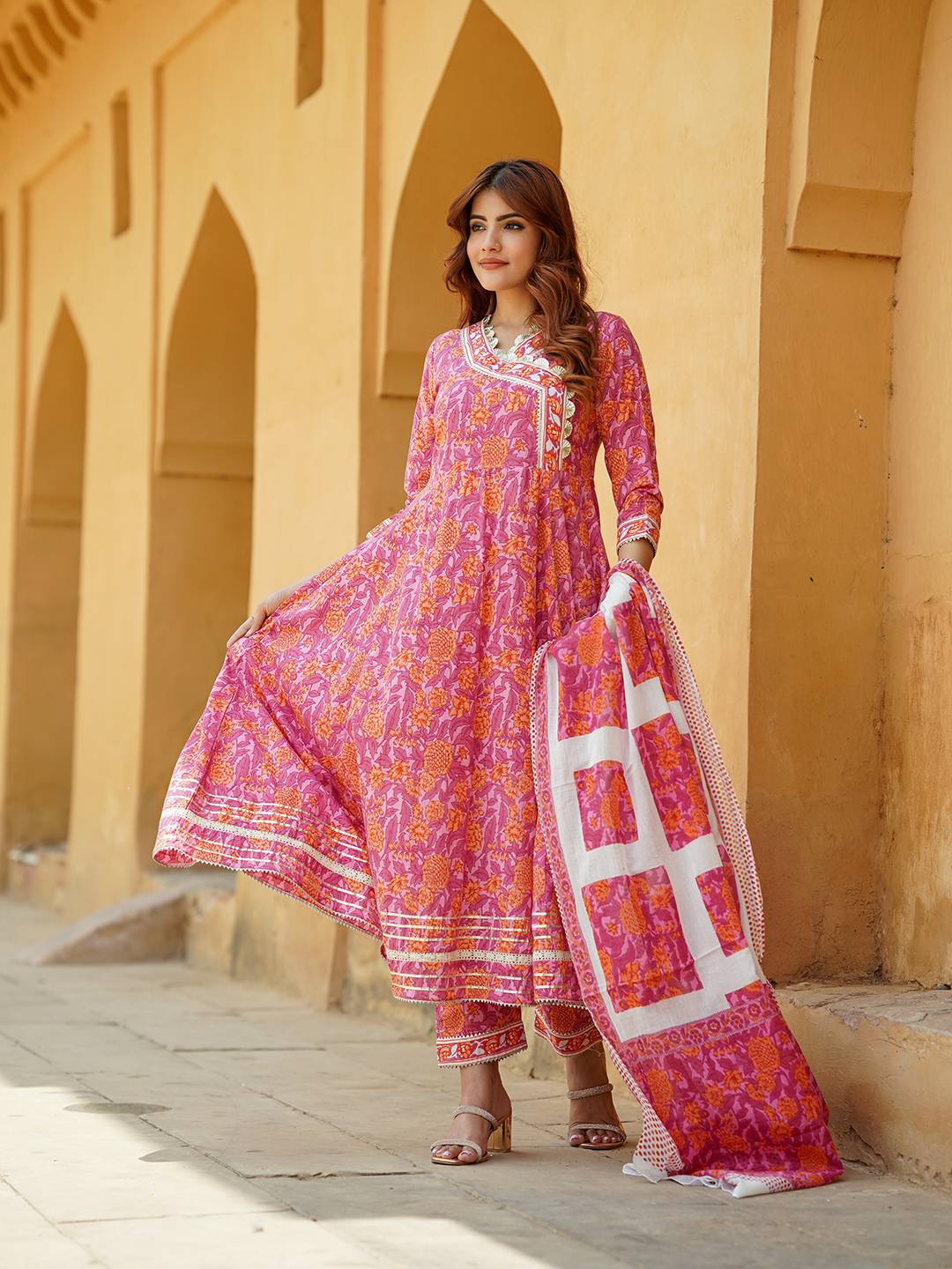 Jaitpuriya Women Pink Angrakha Kurta Pant Dupatta Set