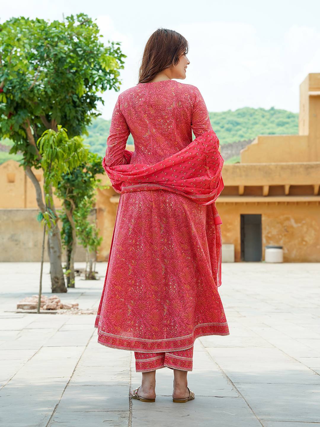 Jaitpuriya Women Pink Ethnic motifs Anarkali Kurta Pant Dupatta Set