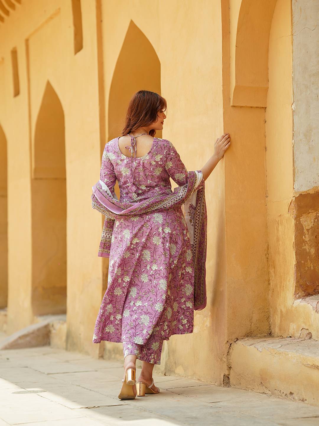 Jaitpuriya Women Mauve Floral Anarkali Kurta Pant Dupatta Set