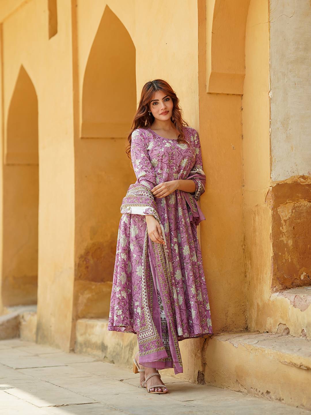 Jaitpuriya Women Mauve Floral Anarkali Kurta Pant Dupatta Set