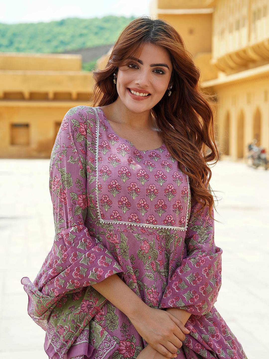 Jaitpuriya Women Mauve Gotta Patti Anarkali Kurta Pant Dupatta Set