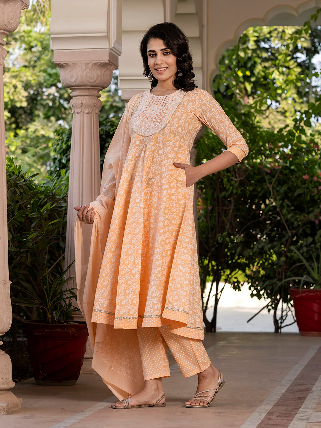 Jaitpuriya Women Peach Embroidered Anarkali Kurta Bottom And Dupatta