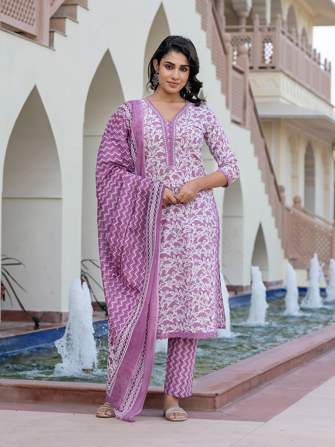 Jaitpuriya Women Mauve Embroidered Straight Kurta Bottom And Dupatta