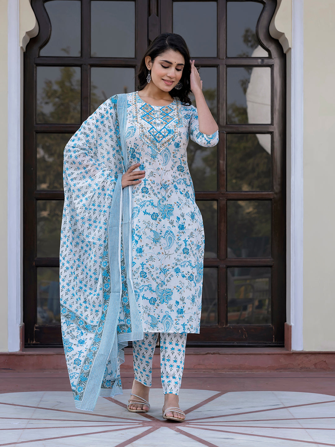 Jaitpuriya Women Sky Blue And White Zari Work Straight Kurta Bottom And Dupatta