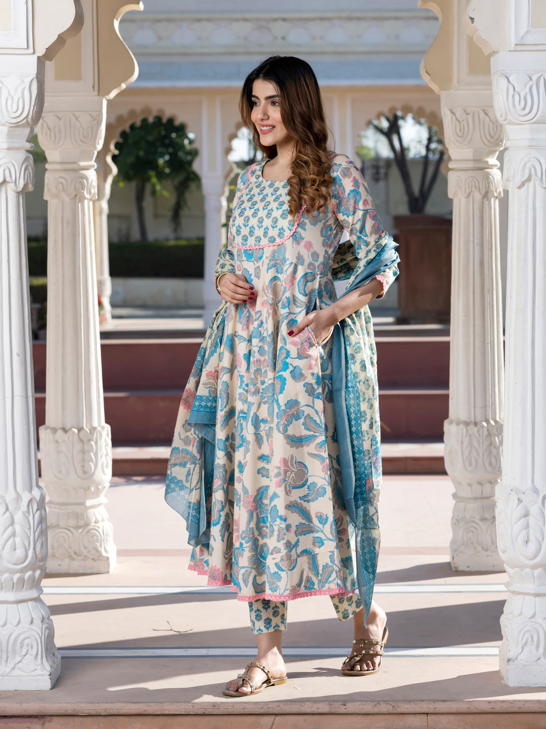 Jaitpuriya Women Cream Floral Print Anarkali Kurta Set with Dupatta
