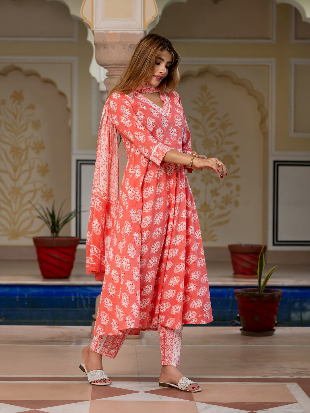 Jaitpuriya Women Peach Floral Print Anarkali Kurta Set with Dupatta