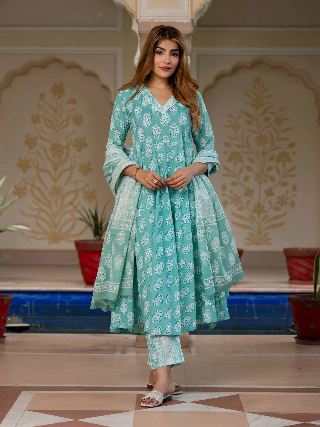 Jaitpuriya Women Turquoise Floral Print Anarkali Kurta Set with Dupatta
