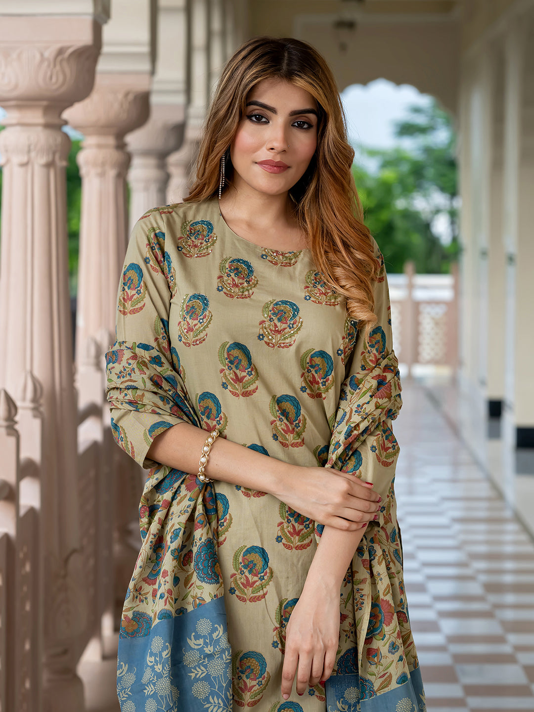 Jaitpuriya Women Green And orange Pure Cotton Straight Kurta Bottom Dupatta set