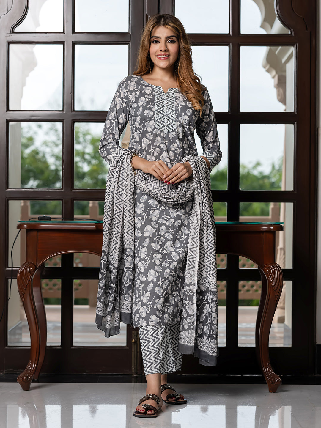 Jaitpuriya Women Grey And White Pure Cotton Straight Kurta Bottom Dupatta set