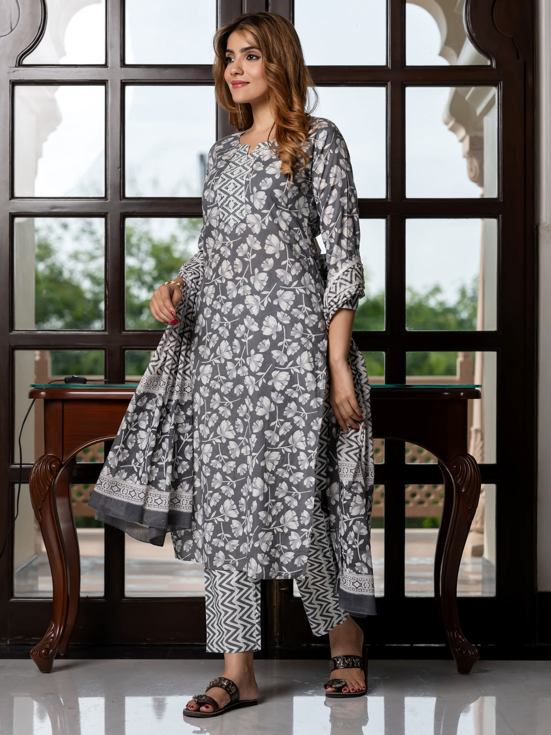 Jaitpuriya Women Grey And White Pure Cotton Straight Kurta Bottom Dupatta set