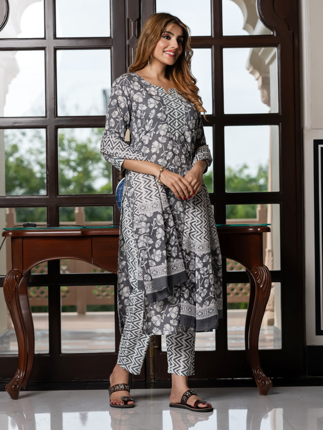 Jaitpuriya Women Grey And White Pure Cotton Straight Kurta Bottom Dupatta set