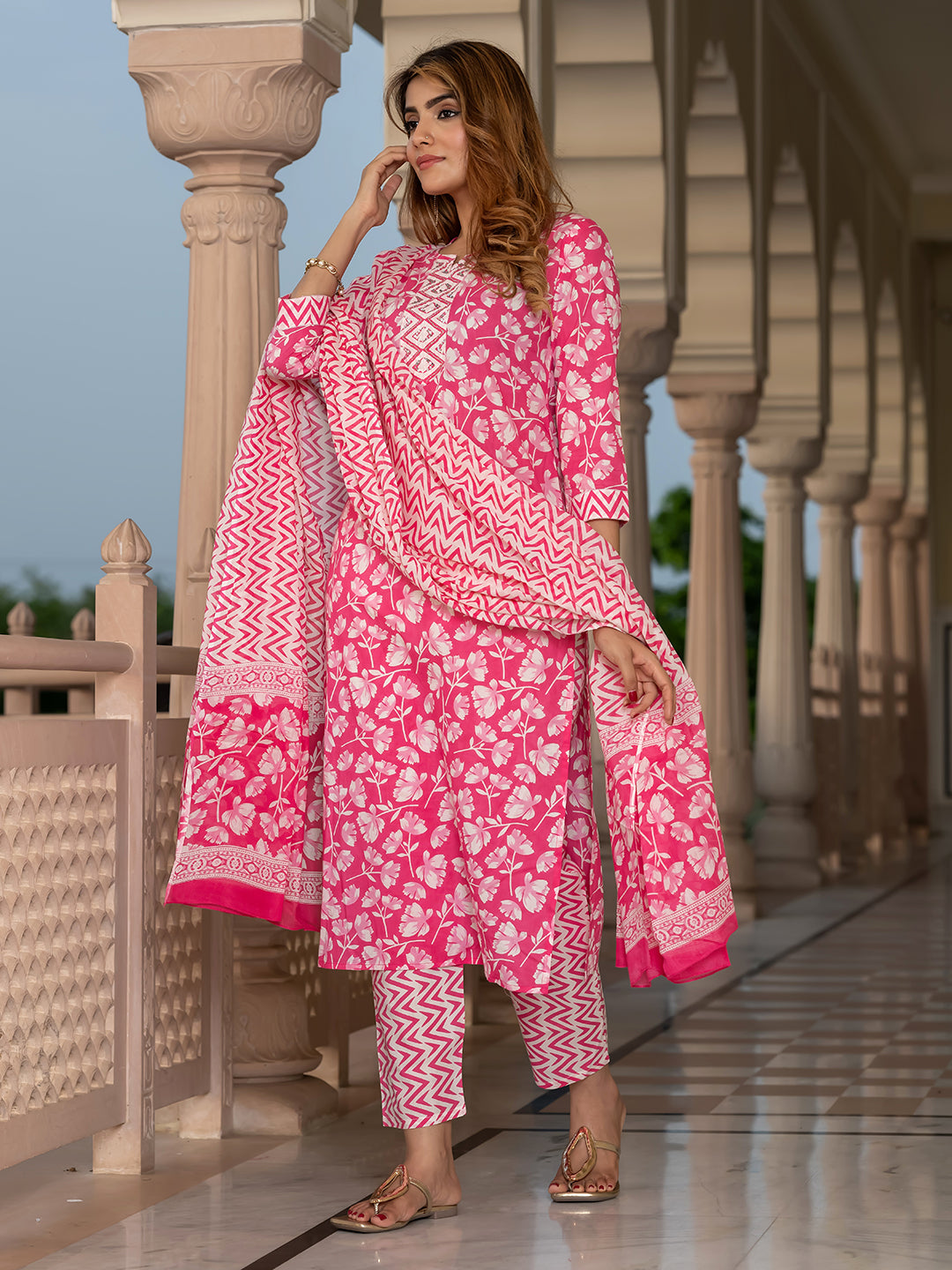 Jaitpuriya Women Pink And White Pure Cotton Straight Kurta Bottom Dupatta set