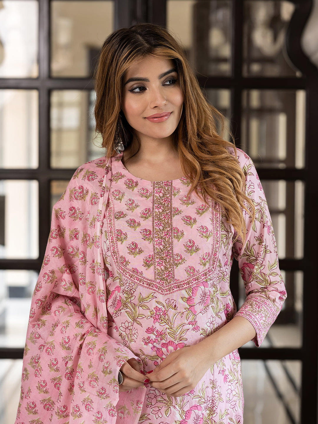 Jaitpuriya Women Pink Pure Cotton Straight Kurta Bottom Dupatta set