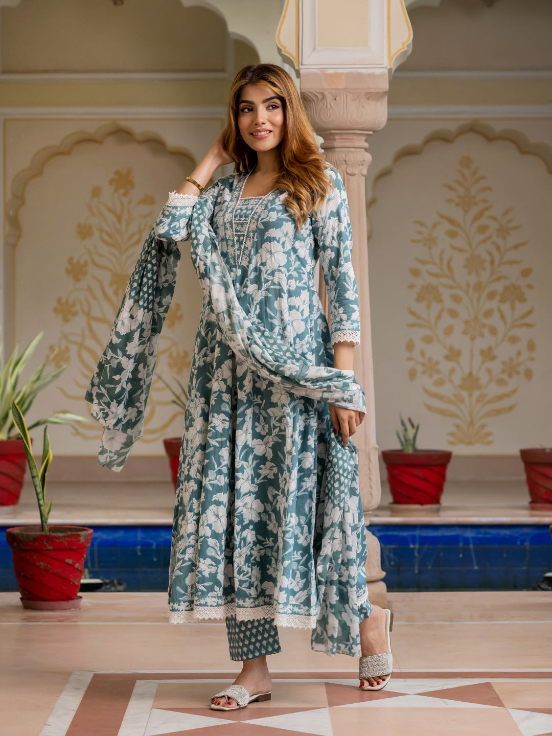 Jaitpuriya Women Green Pure Cotton Anarkali Kurta Bottom Dupatta set