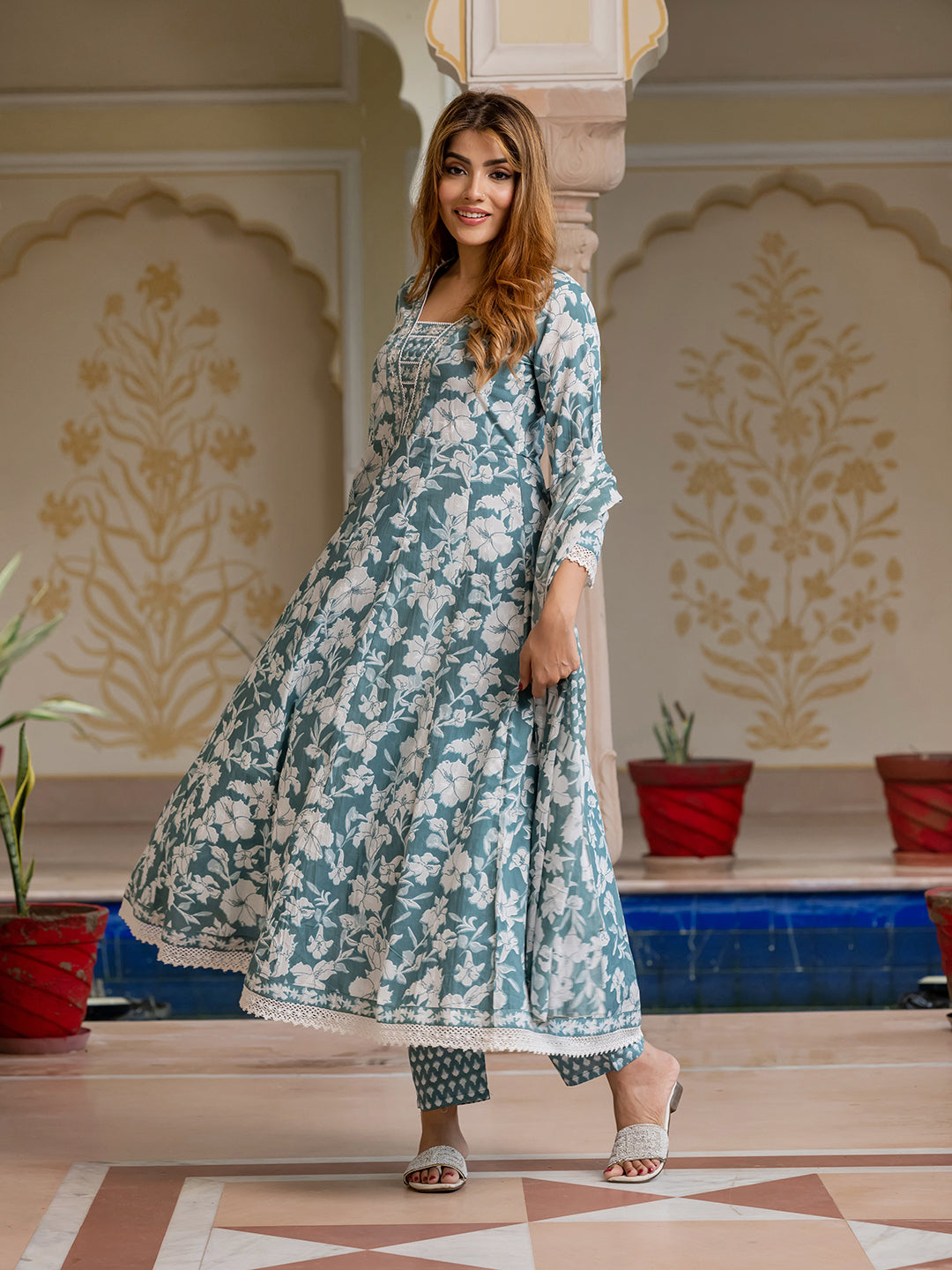 Jaitpuriya Women Green Pure Cotton Anarkali Kurta Bottom Dupatta set