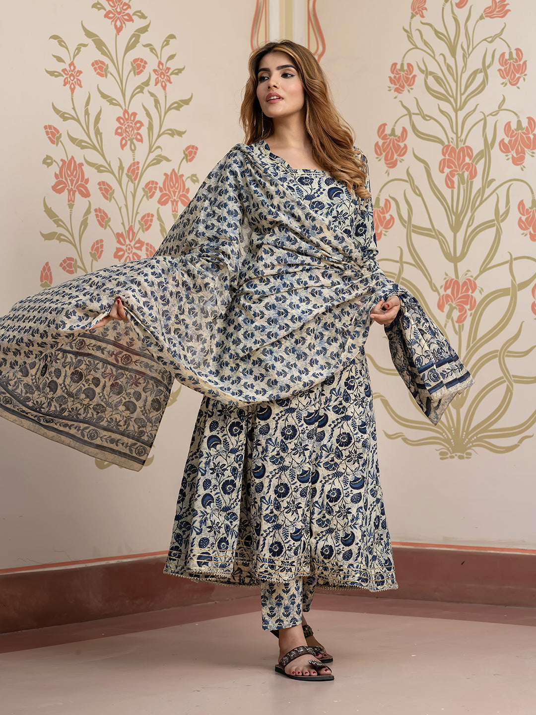 Jaitpuriya Women Cream Pure Cotton Anarkali Kurta Bottom Dupatta set