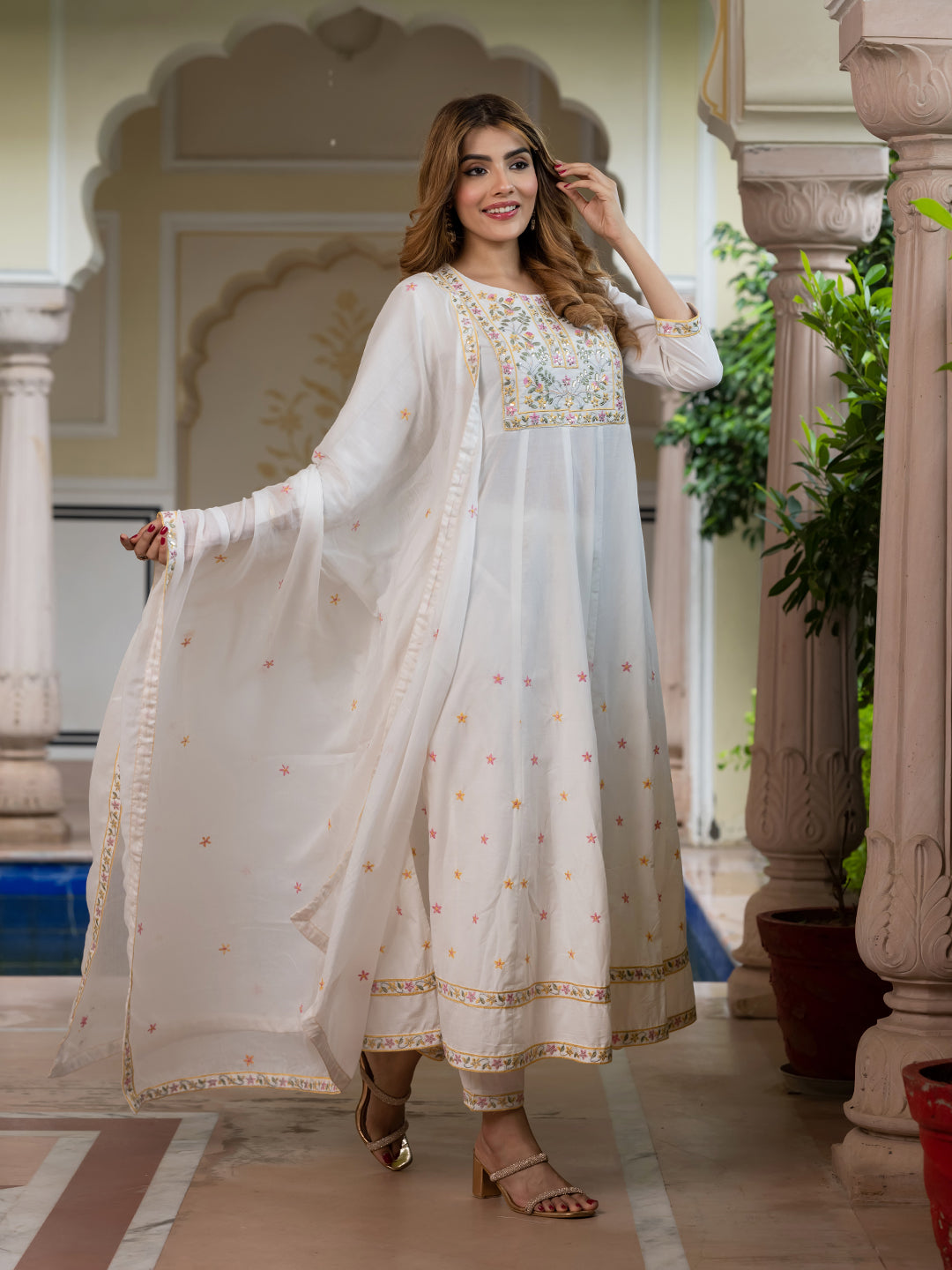 Jaitpuriya Women White Pure Cotton Anarkali Kurta Bottom Dupatta set