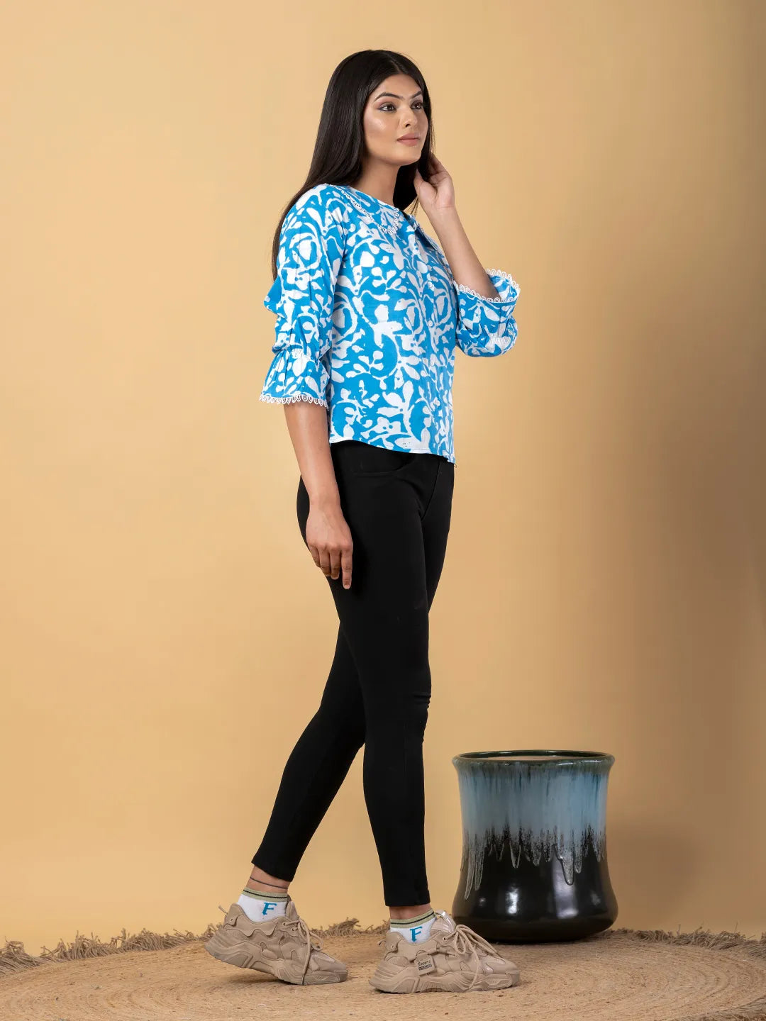 Jaitpuriya Women Turquoise Cotton Shrit Top