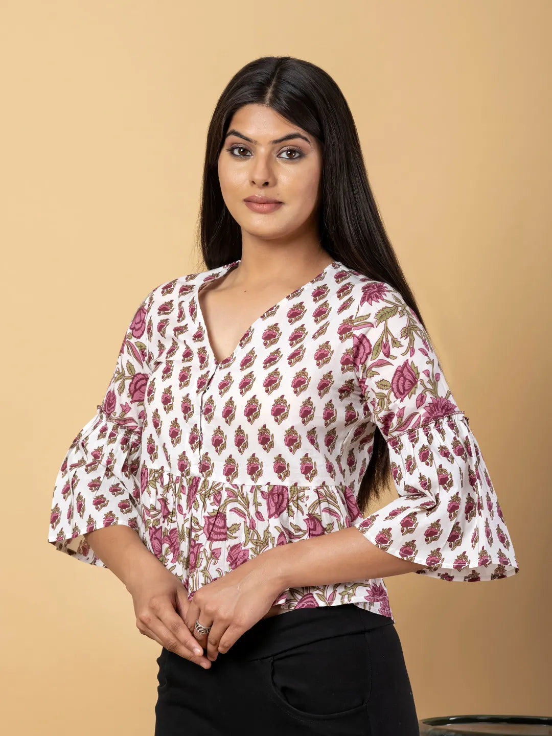 Jaitpuriya Women White Cotton Crop Top