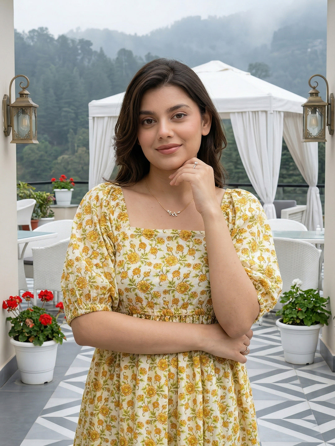 Jaitpuriya Yellow And White Pure Cotton Fit & flare Gathered or Pleated Tierd Dresses