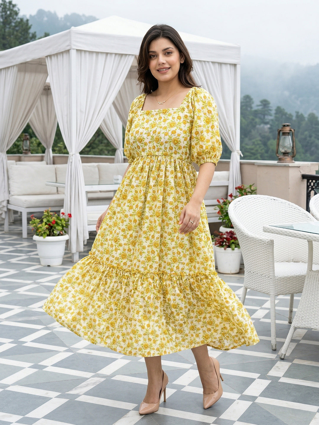 Jaitpuriya Yellow And White Pure Cotton Fit & flare Gathered or Pleated Tierd Dresses