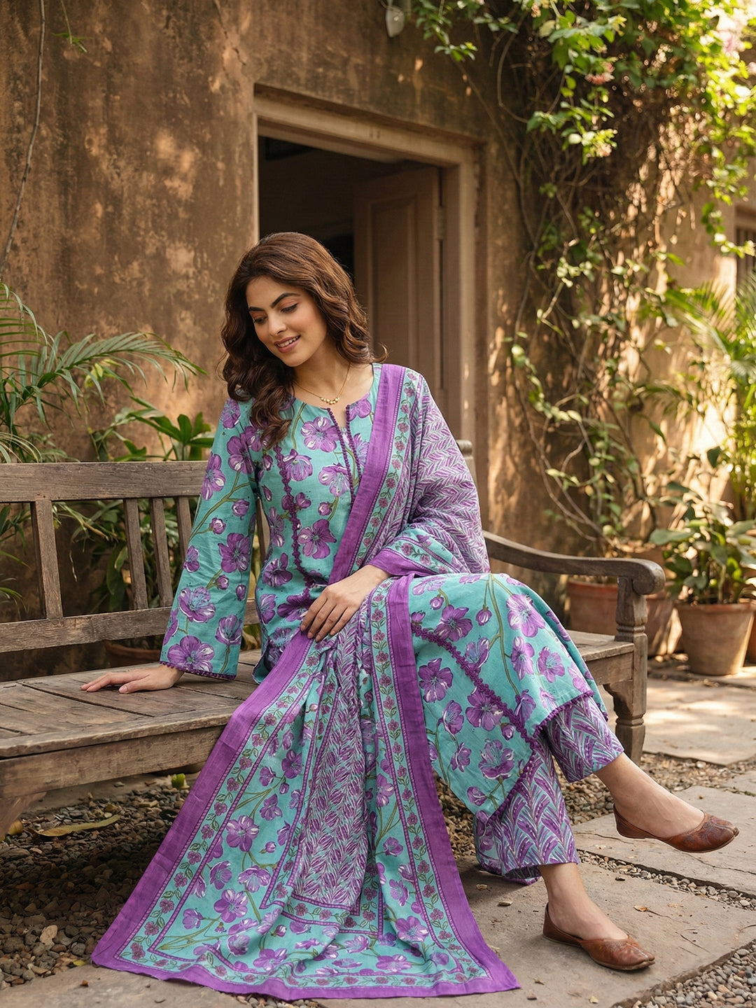 Jaitpuriya turquesa And Purple Pure Cotton Straight Regular Kurta Set