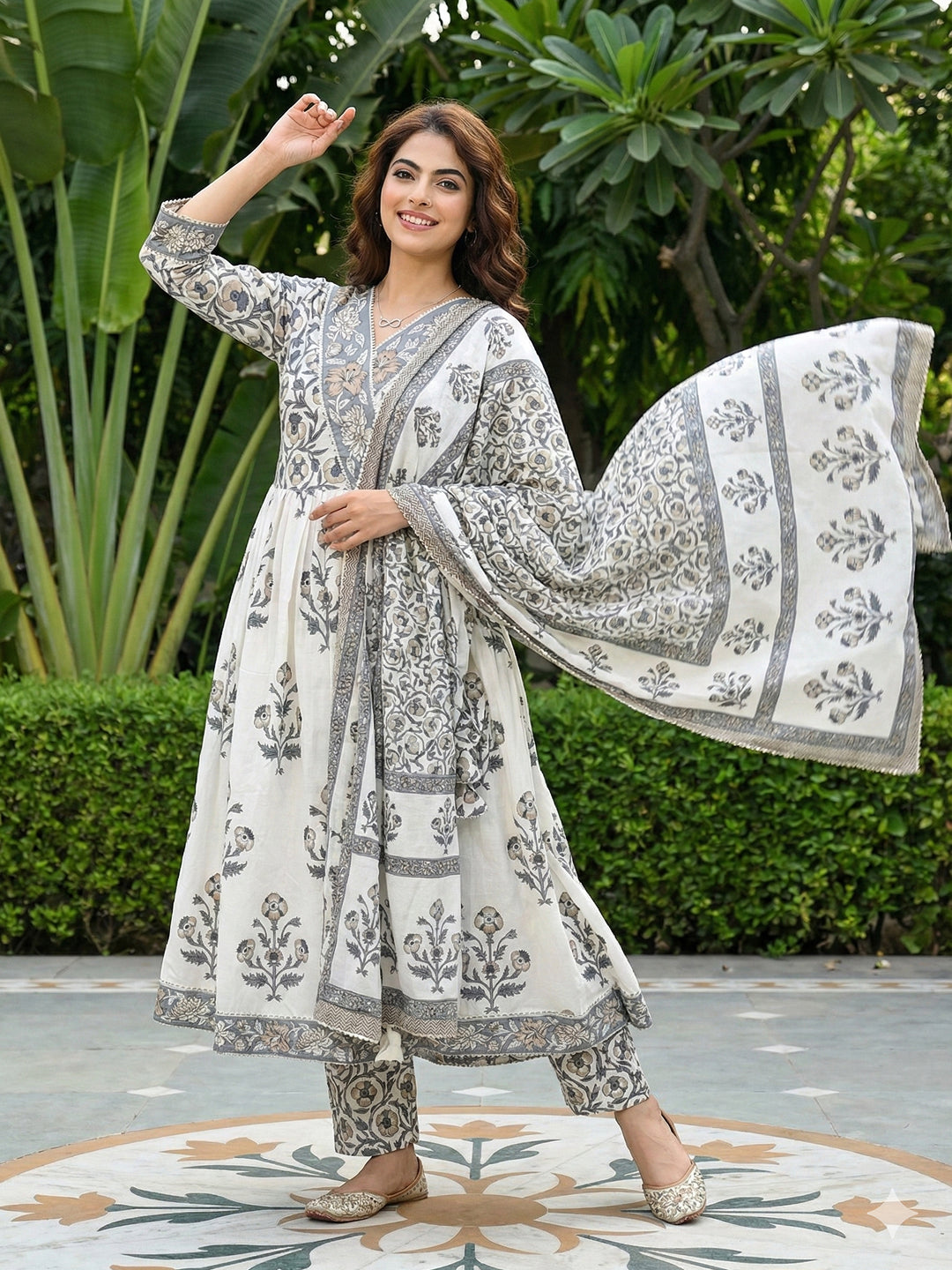 Jaitpuriya Grey And Off White Pure Cotton Anarkali Gathered or Pleated Kurta Set