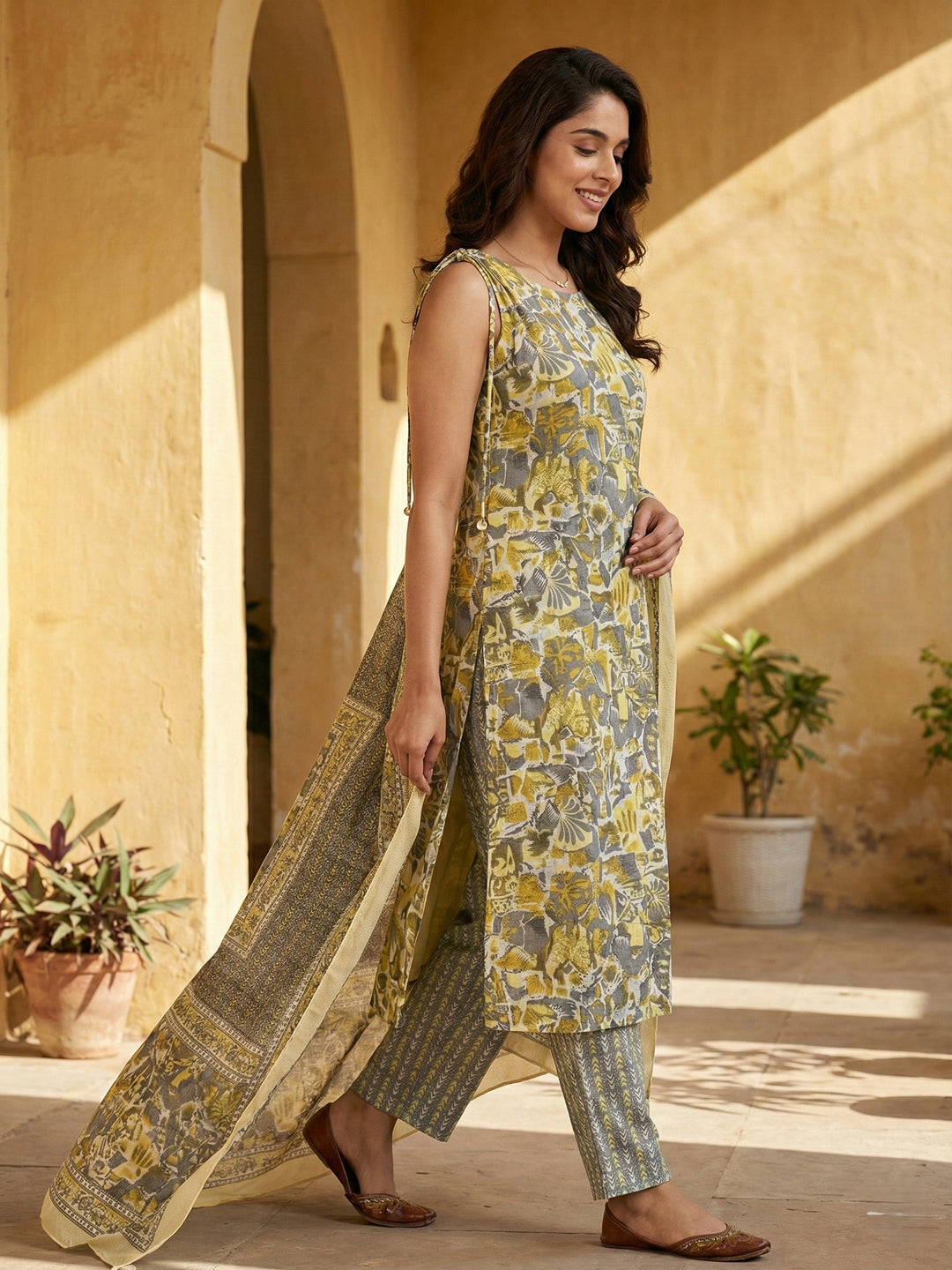 Jaitpuriya Grey And Yellow Pure Cotton Straight Regular Kurta Set