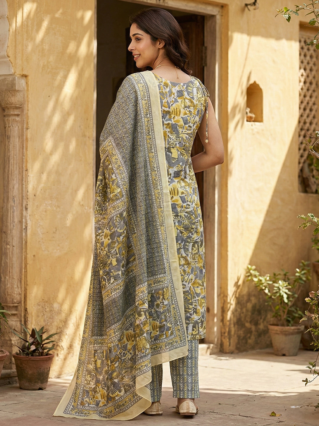 Jaitpuriya Grey And Yellow Pure Cotton Straight Regular Kurta Set